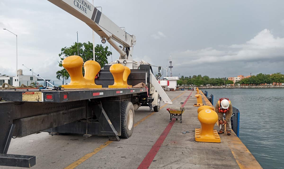 New fenders delivered for San Pedrito Terminal in Mexico